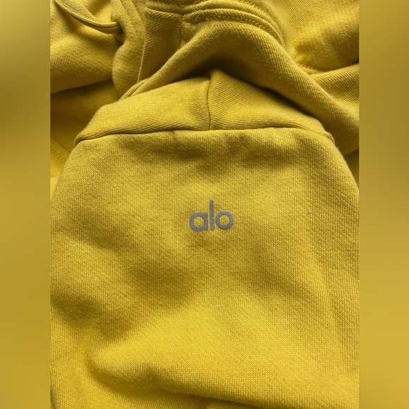 ALO Yoga Mustard Yellow Women's Hoodie sweater large - Picture 4 of 11